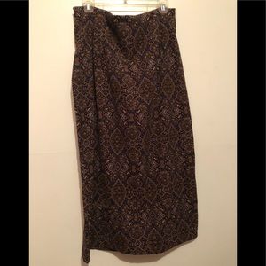 Ladies Maxi Paisley Skirt